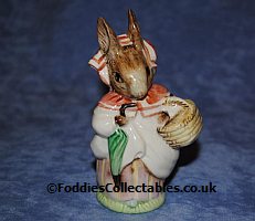 Beswick Beatrix Potter Mrs Rabbit quality figurine