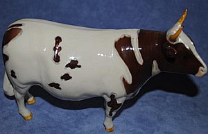 Beswick Cattle Ayrshire Bull Figurine