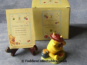 Royal Doulton Pooh Perfect Hat For Gardening quality figurine