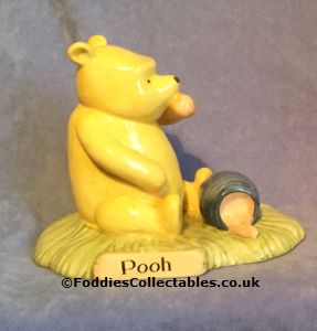 Royal Doulton Winnie The Pooh Pooh Began To Eat quality figurine