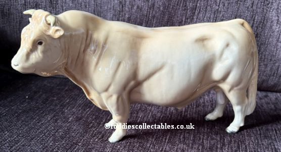Beswick Cattle Charolais Bull quality figurine